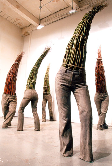 michael krynski sculputre "dancing london" mixed media