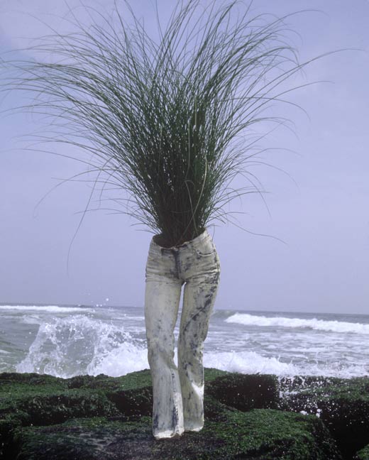 michael krynski sculpture "viv rocks" mixed media